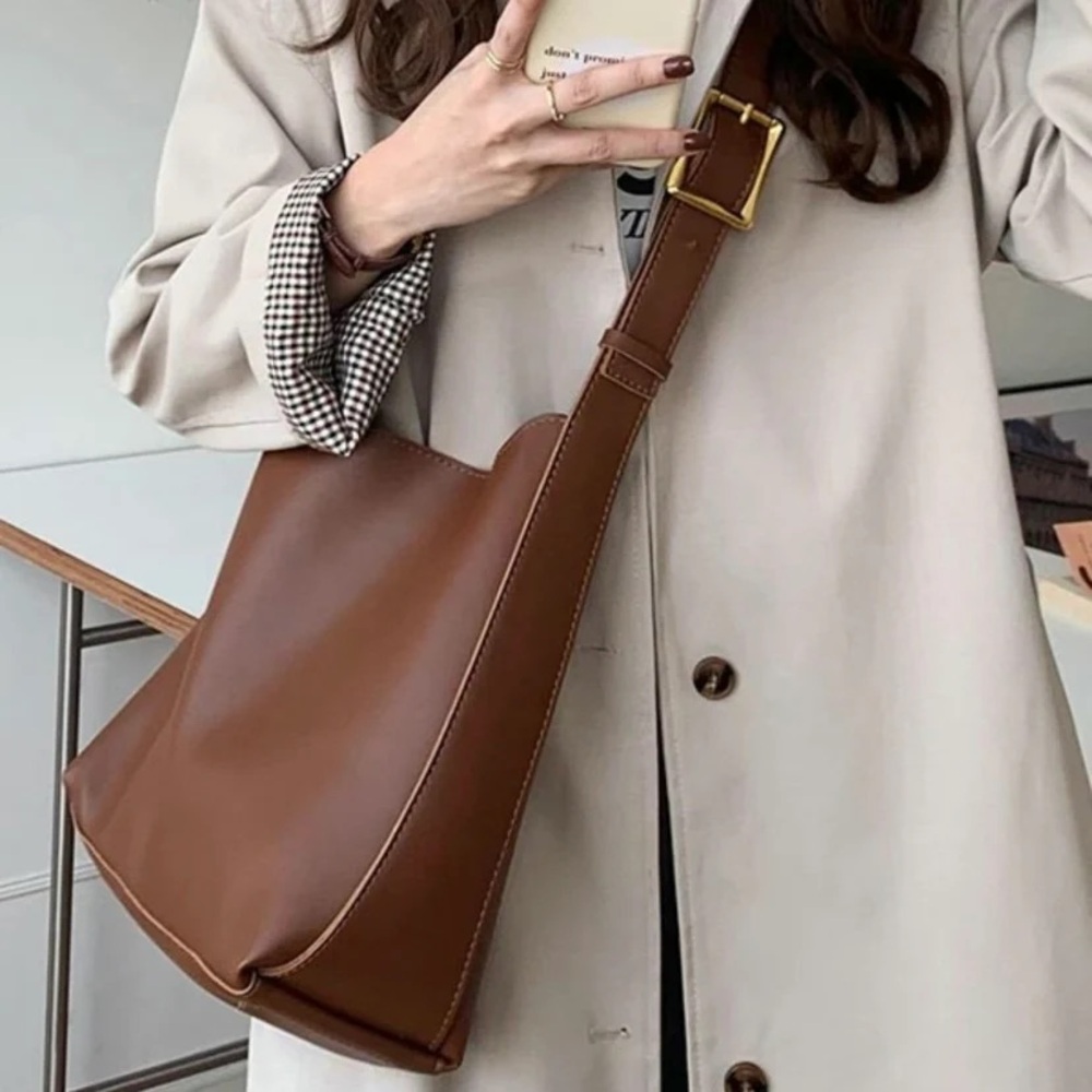 Brown PU leather shoulder bag with matching zipper pouch